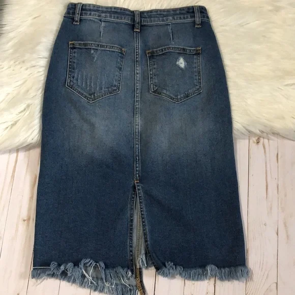 KanCan skirt size XS. (24 waist) - Picture 8 of 12